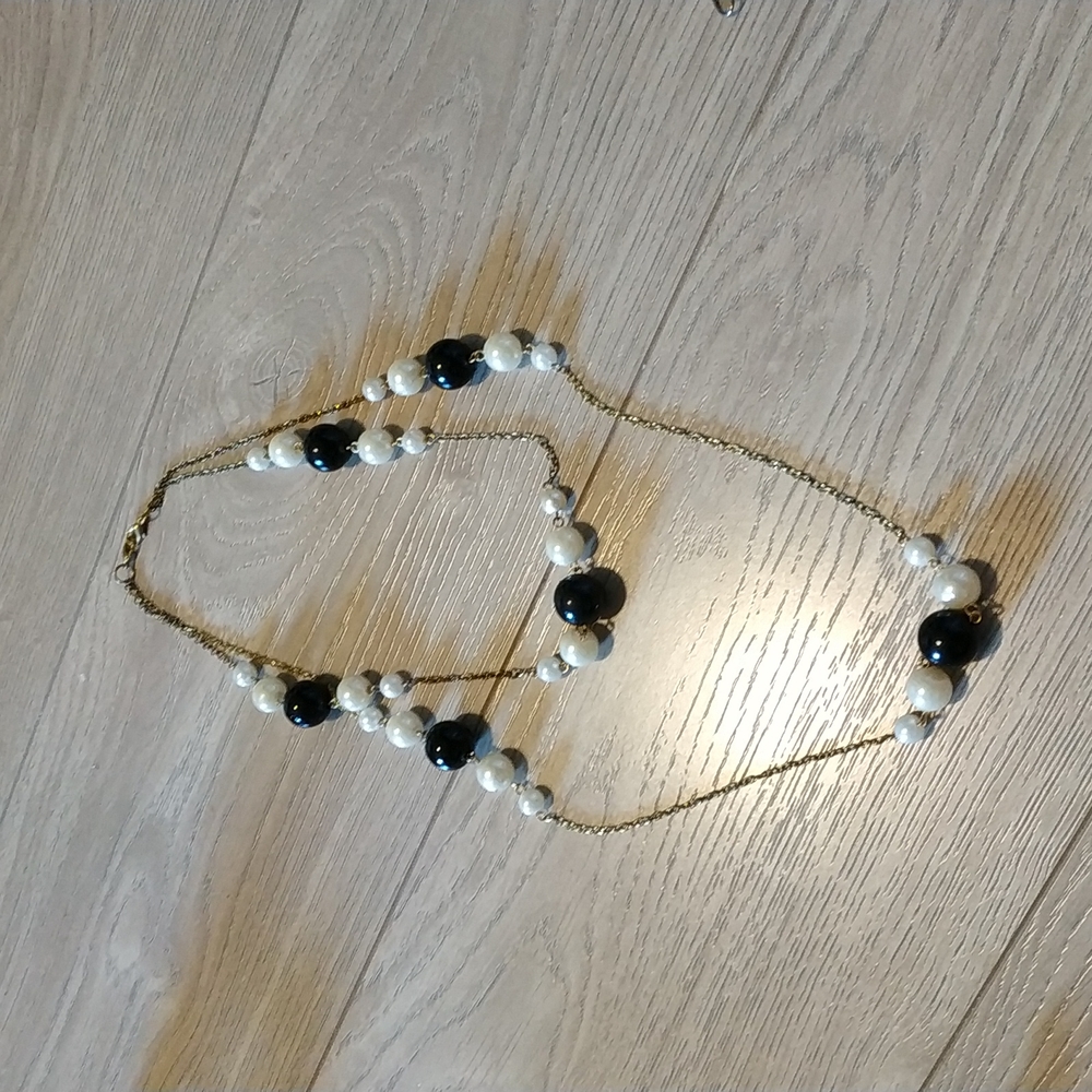 Faux Pearl large beads layered necklace